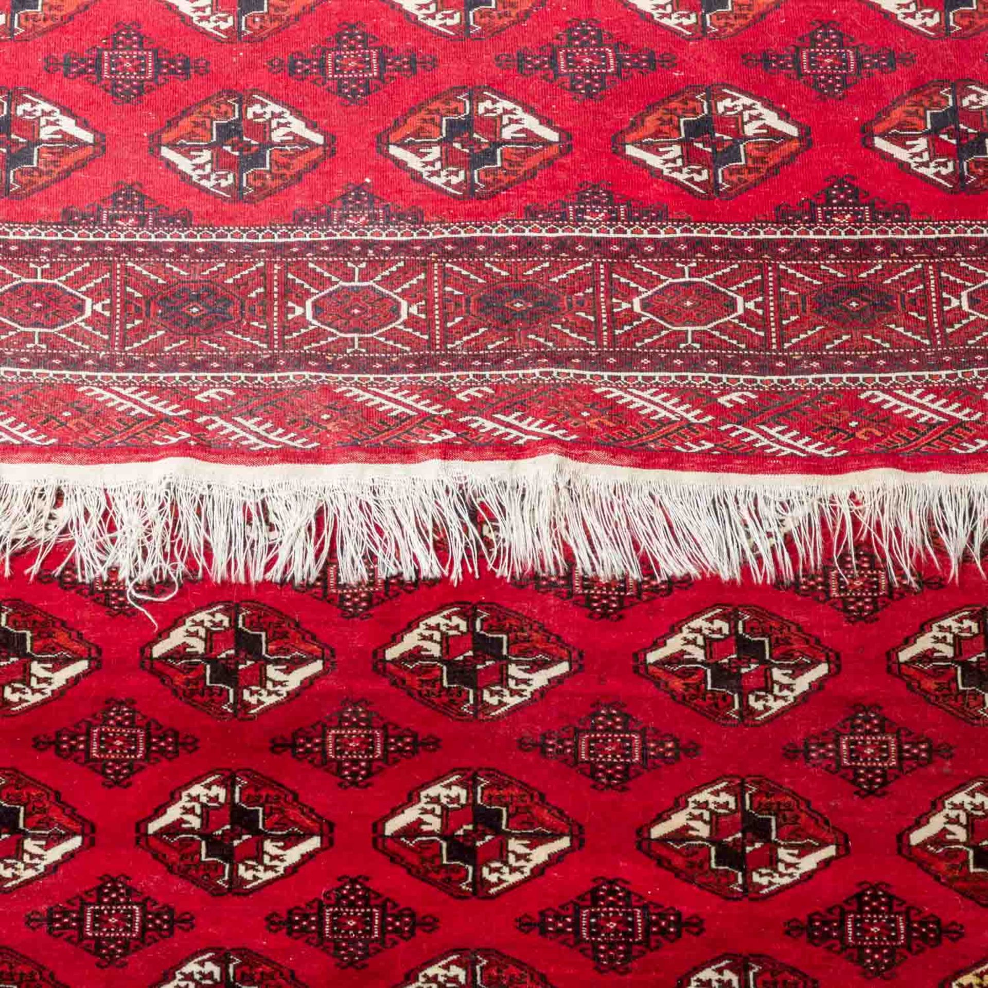 Orientteppich. TEKE-AFGHAN, um 1900, 312x215 cm. - Image 3 of 4