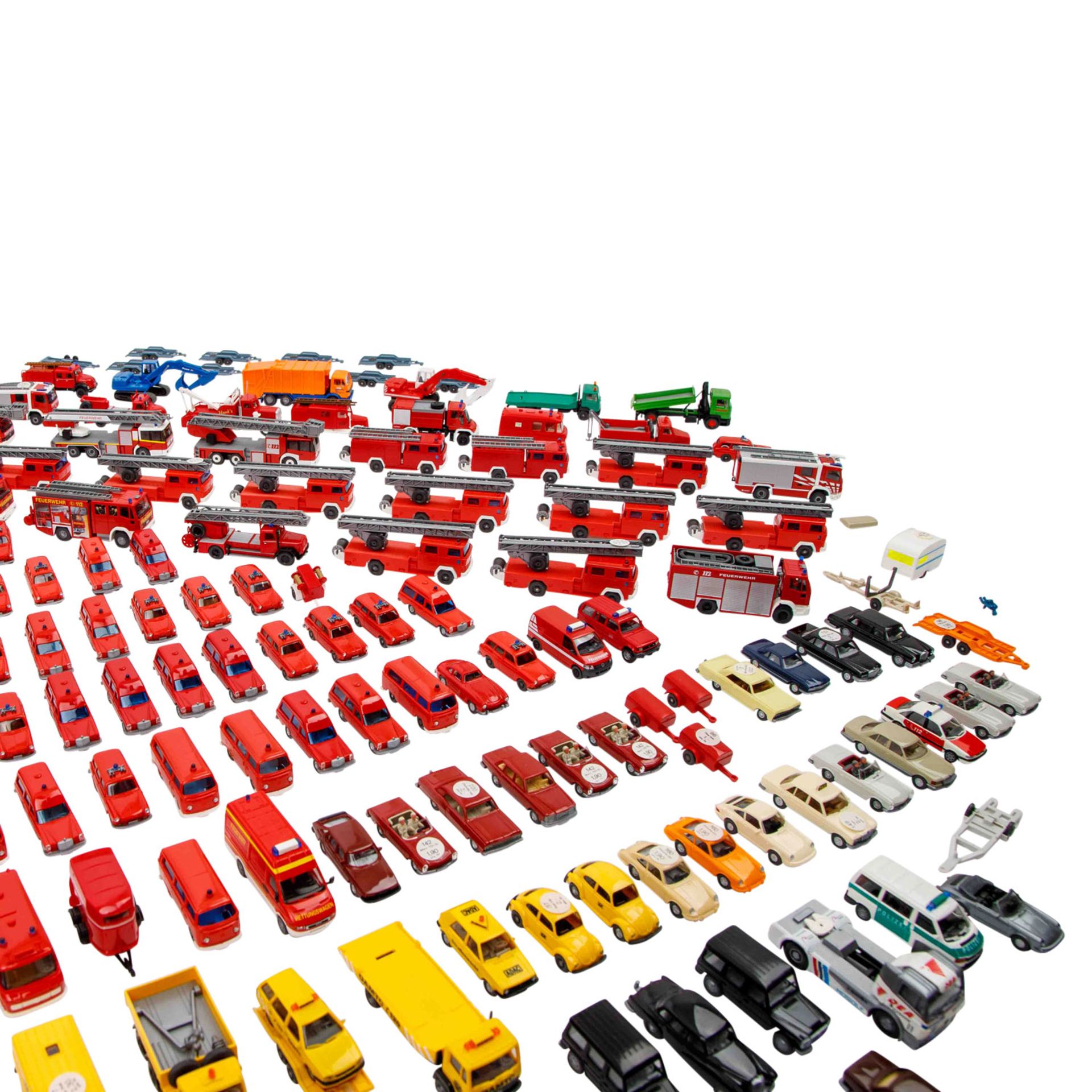 WIKING über 150 Fahrzeugmodelle im Maßstab 1: 87 - Bild 4 aus 5