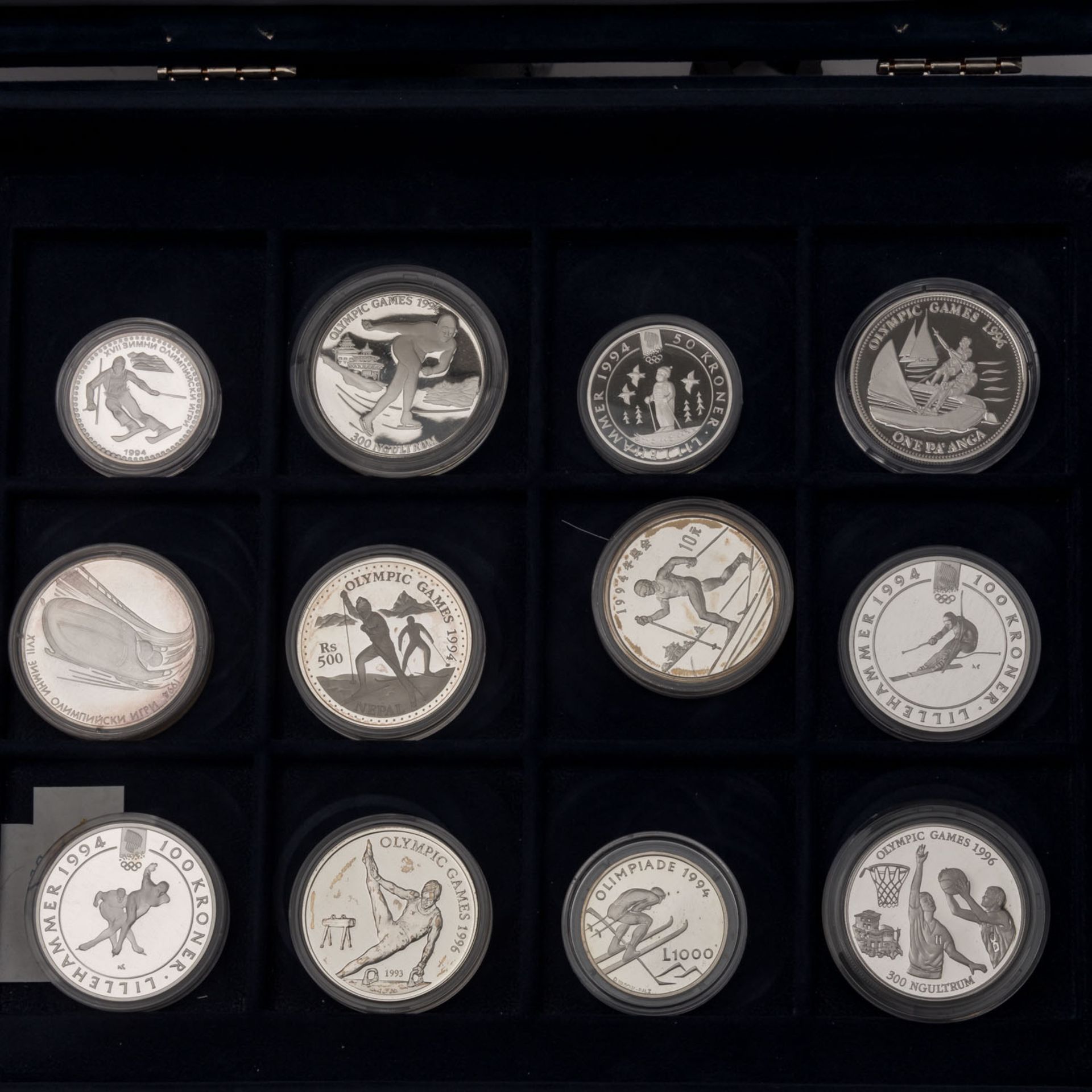 Olympische Spiele - Weitere Box mit 36 Münzen, - Bild 4 aus 5