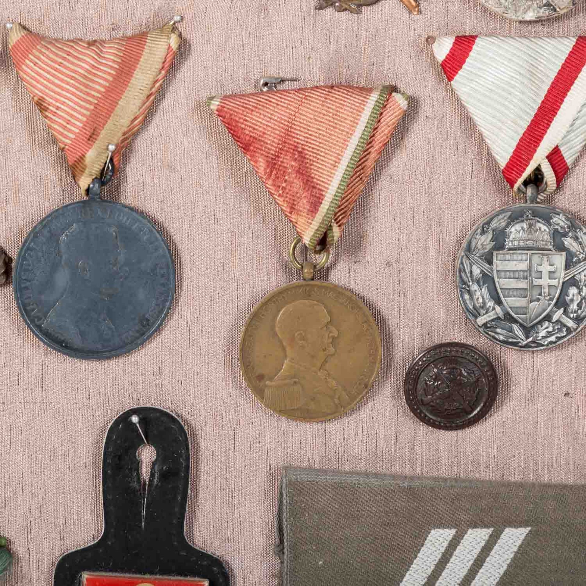 Deutsches Reich 1933-1945 - Pinnwand mit diversen Orden - Image 5 of 7