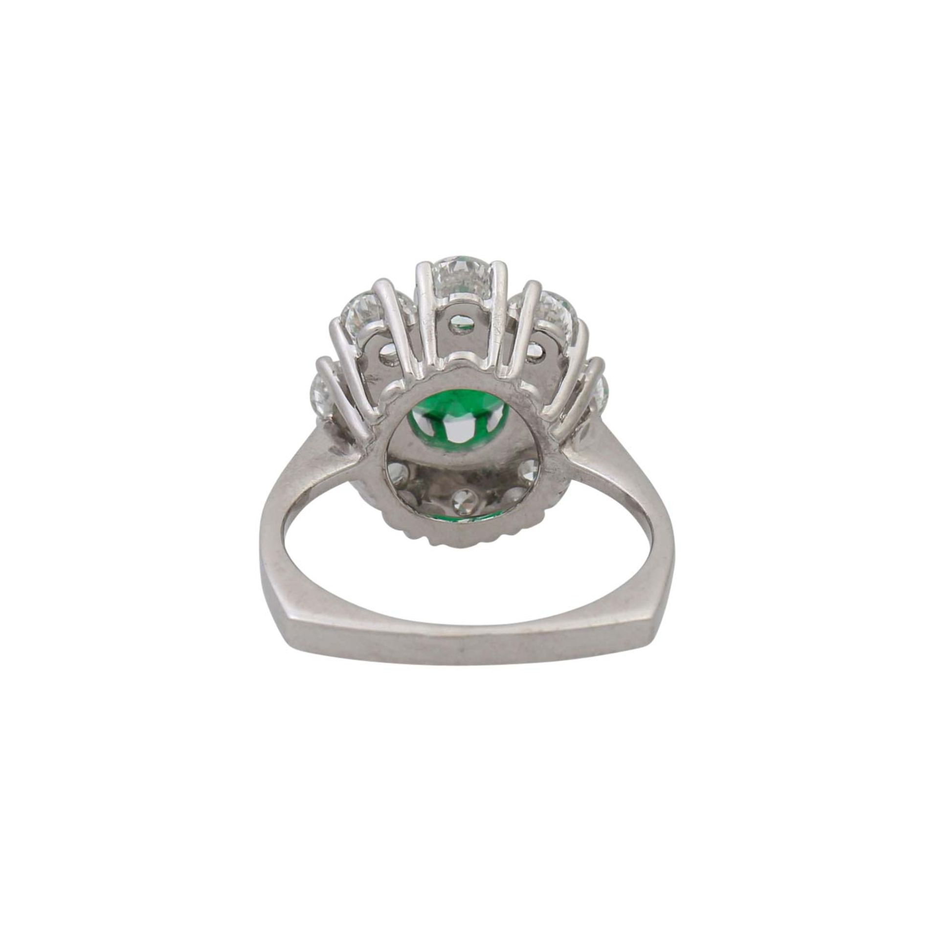 Ring mit Smaragddoublette und Brillanten von zus. ca. 1,5 ct, - Bild 4 aus 5