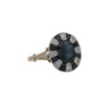 Ring mit Saphiren und Diamanten, zus. ca. 0,1 ct,