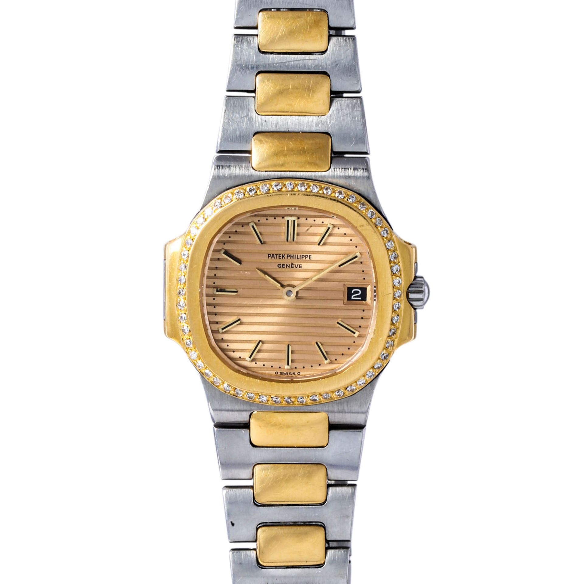 PATEK PHILIPPE Neo Vintage Nautilus Lady "Champagner", Ref. 4700/2. Damenuhr.