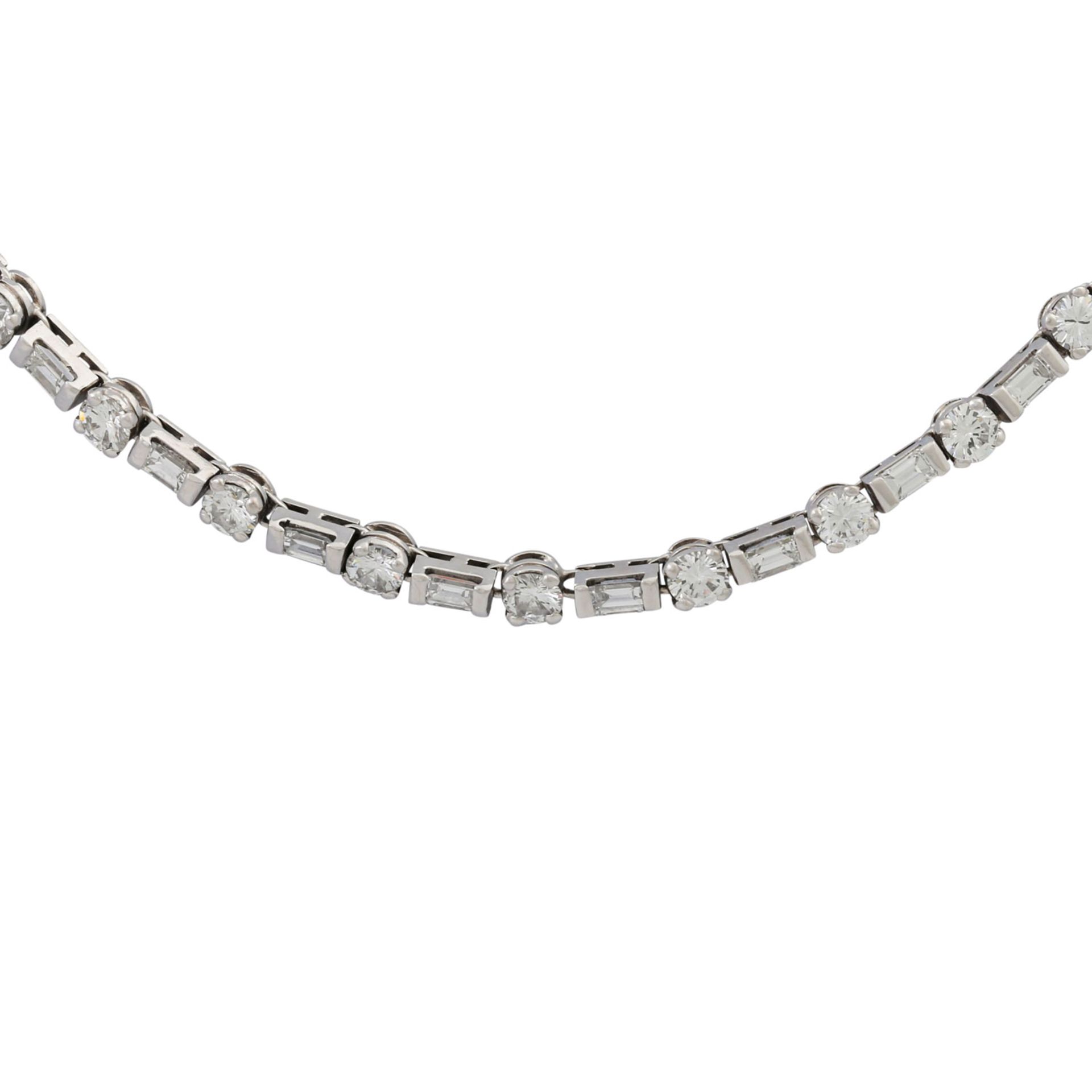 Collier mit 61 Brillanten und 56 Diamanten - Image 2 of 6