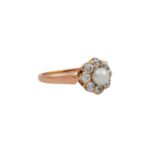 Ring mit Perle und Altschliffdiamanten zus. ca. 0,45 ct,