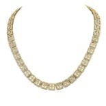 Collier mit Brillanten von zus. ca. 9 ct,