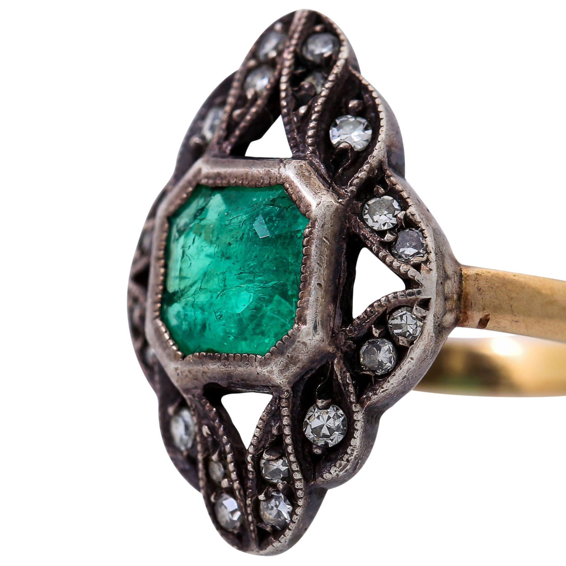 Ring mit Smaragd achteckig facettiert, - Bild 5 aus 5