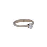 Solitärring mit Brillant von ca. 0,27 ct,