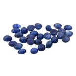 Konvolut 30 Saphir Cabochons zus. 29,05 ct,