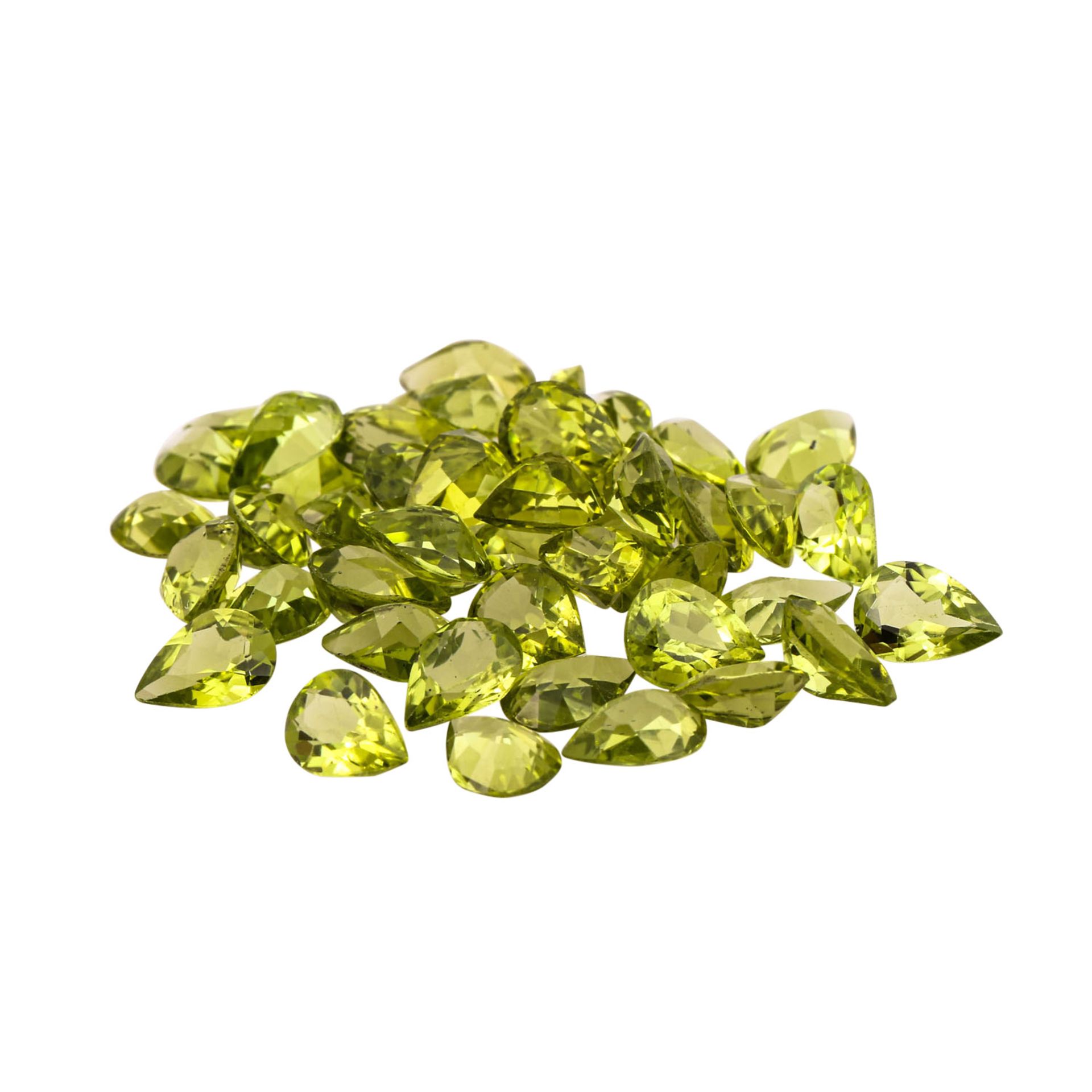 Konvolut 48 Peridot-Tropfen zus. 34,1 ct,