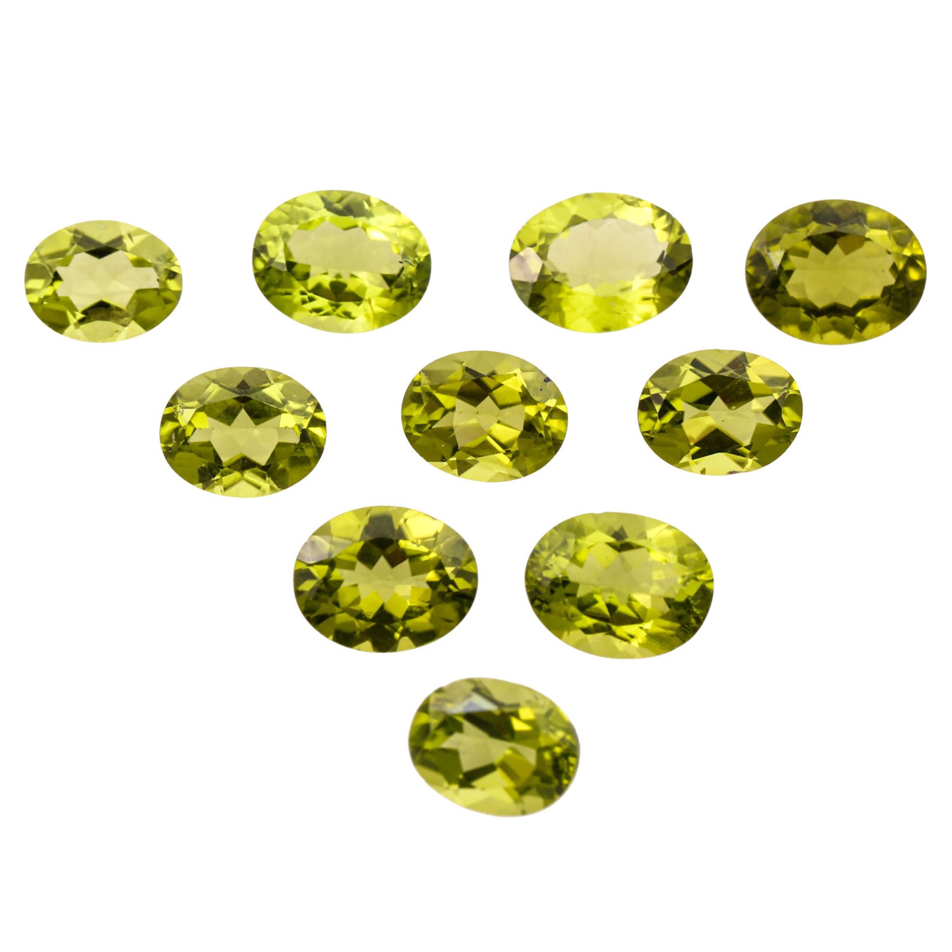 Konvolut 10 Peridot von 23,2 ct