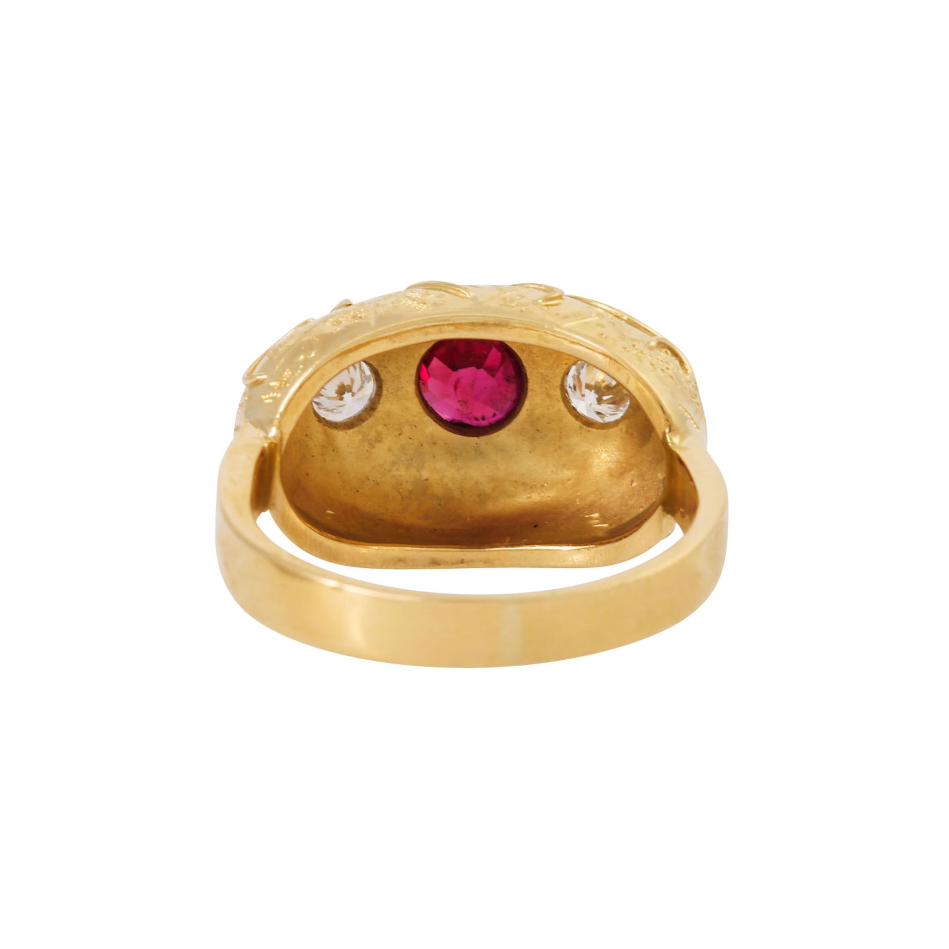 Ring mit facettiertem Rubin und zwei Brillanten - Image 4 of 5