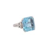 Ring mit feinem Aquamarin von ca. 18 ct,