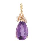 Clipanhänger mit Amethyst und Brillanten von zus. ca. 0,20 ct,