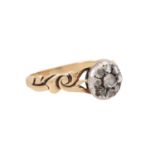 Antiker Ring mit Altschliffdiamanten von zus. ca. 0,12 ct, mittlere Farbe und Reinheit,
