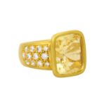 Ring mit gelbem Saphir von 18,2 ct