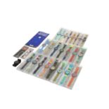 KONVOLUT 24x Swatch Armbanduhr, 1x Swatch Scuba 200 Armband und 1x Swatchbook 1996.