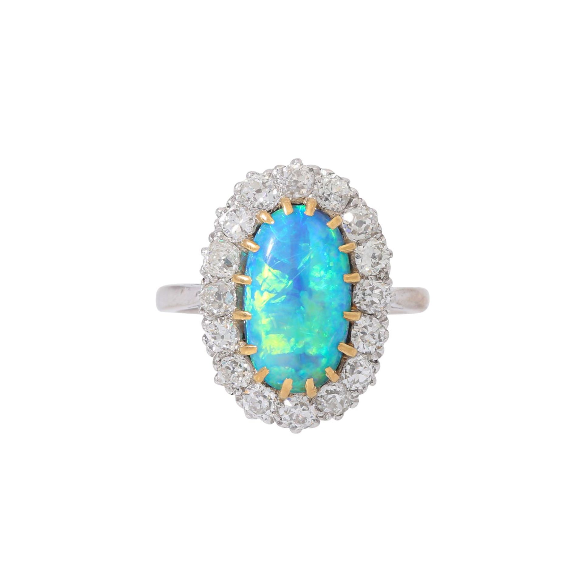 Ring mit Opal und Altschliffdiamanten - Image 2 of 4