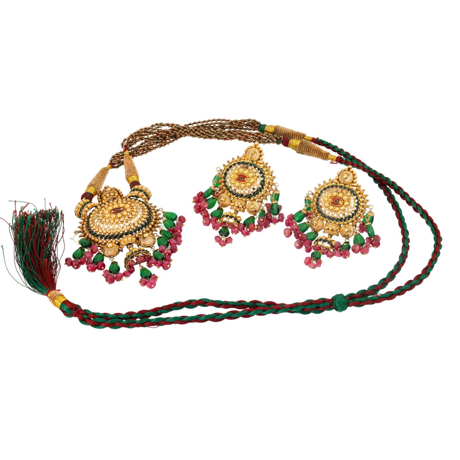 Set Kette und Ohrringe