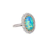 Ring mit Opal und Altschliffdiamanten