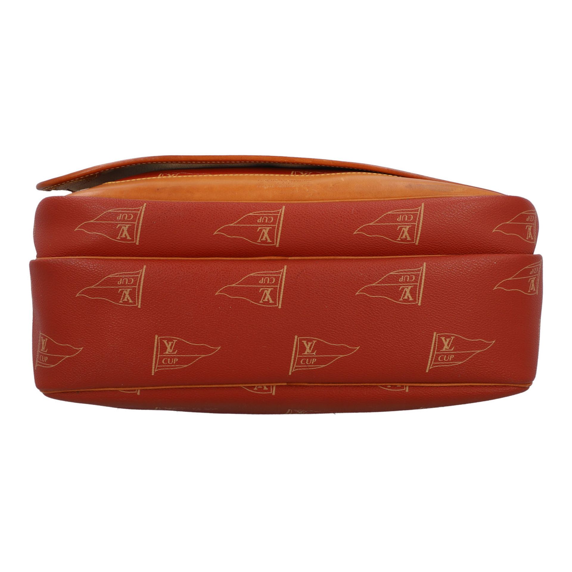 LOUIS VUITTON VINTAGE Messenger Bag "LV CUP 1995 RED BOSPORUS CALVI". - Image 5 of 8