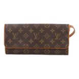 LOUIS VUITTON Umhängetasche "TWIN POCHETTE", Koll.: 2001.