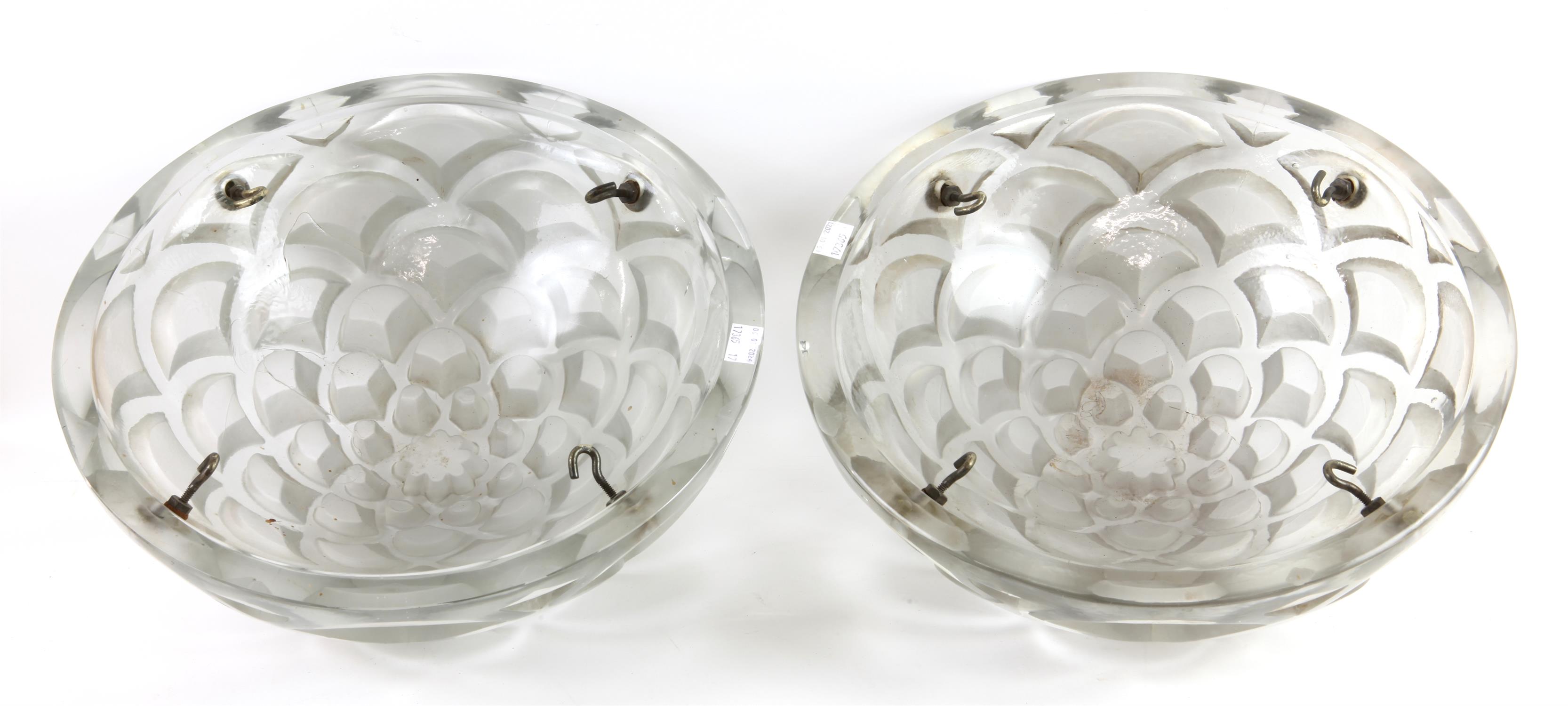 Pair of Rene Lalique "Rinceaux" Chandeliers / plaffoniers, Model: 2468 Circa 1926, 37.5cm diameter, - Image 3 of 3