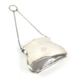 Large silver purse with chain and finger carry, Chester 1916