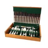 Cased silver plated canteen of cutlery by Community
