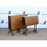 Late 19th/early 20th century walnut Sutherland table with fall flaps on twin end supports,