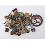 Various military cap badges, buttons, brooches and other badges, including a silver ARP badge,
