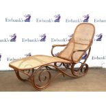 Bentwood chaise longue, Thonet design, with canework seat and adjustable back