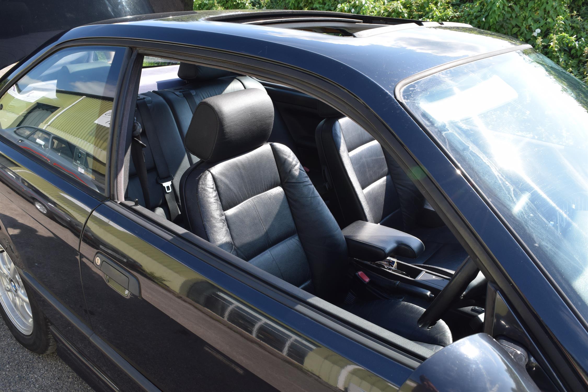 1997 BMW E36 2.5l Auto - Black on black - Odometer reading 211,000 miles, MOT’d until September - Image 13 of 20