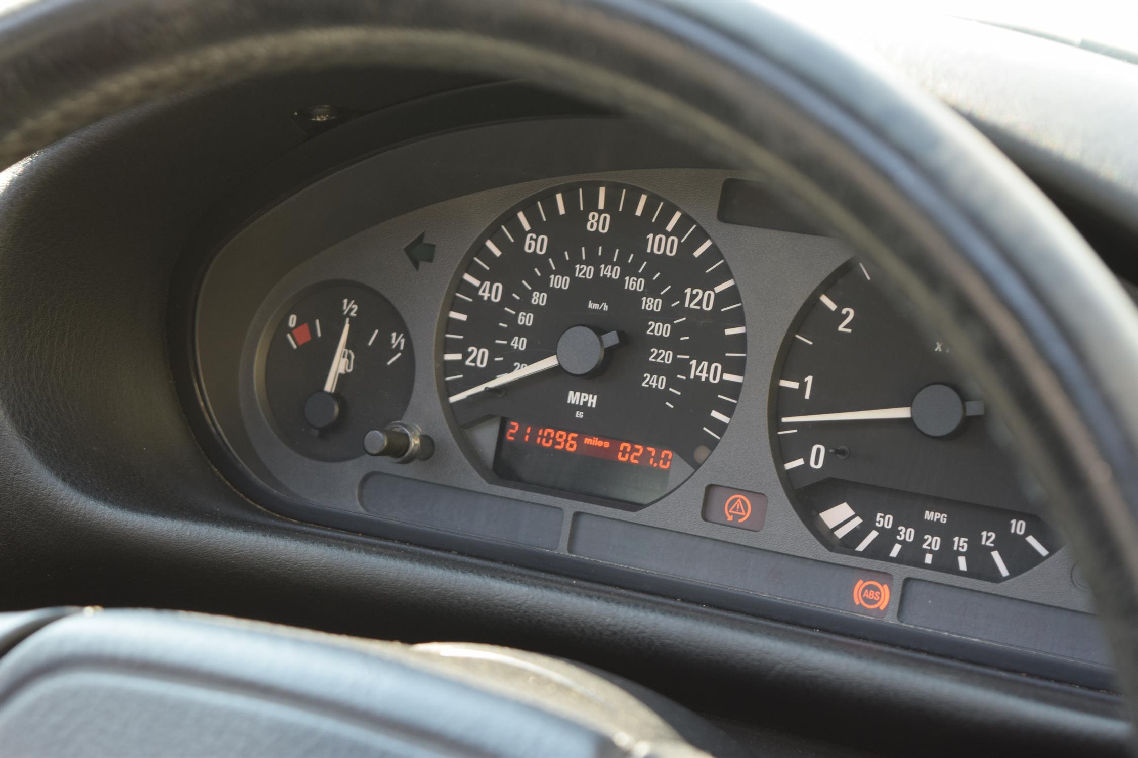 1997 BMW E36 2.5l Auto - Black on black - Odometer reading 211,000 miles, MOT’d until September - Image 11 of 20