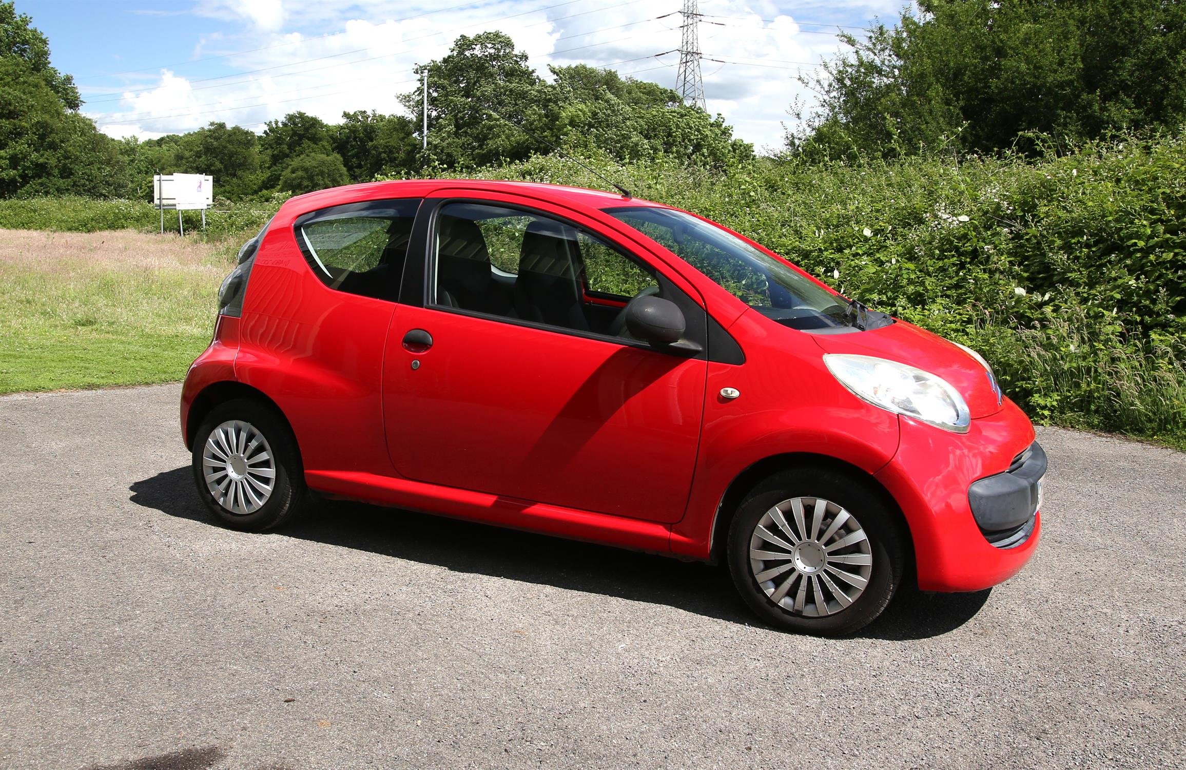 Citroen C1, 5 speed manual. Registration number GY56 YLR. Well looked after being a one owner car. - Image 2 of 7