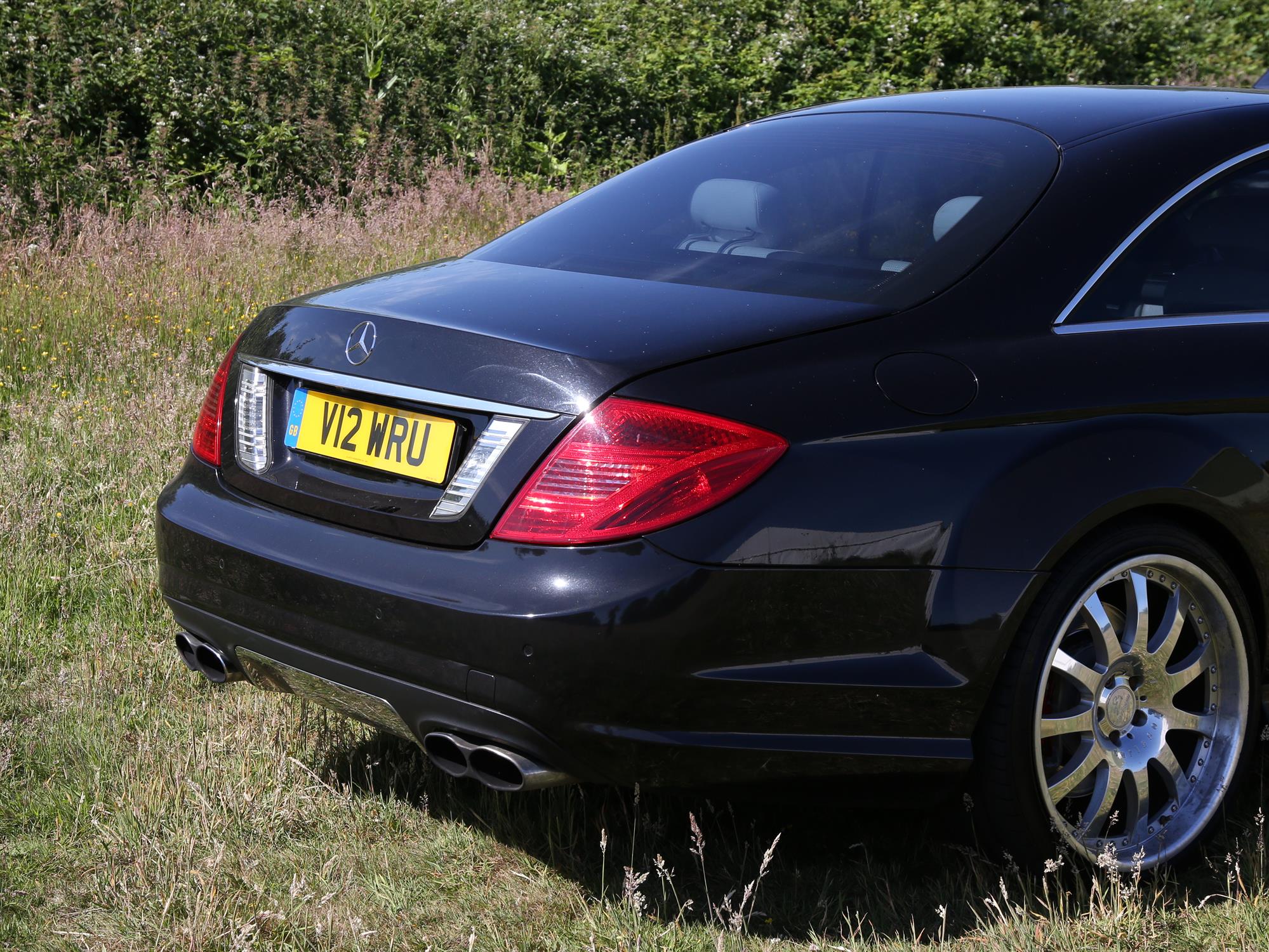 Mercedes’ CL65 amg 6.0 v12 twin turbo. In metallic black, reading around 170k miles. - Image 3 of 10