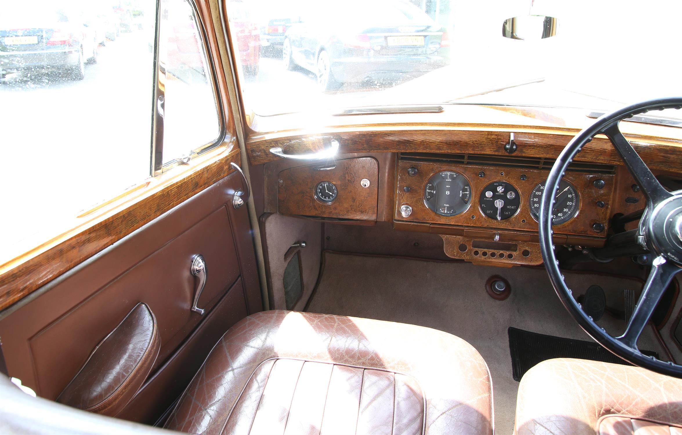 1953 R Type Bentley. 4.5L. Silver Grey. Four speed automatic. Registration number 633 NOT. - Image 9 of 15