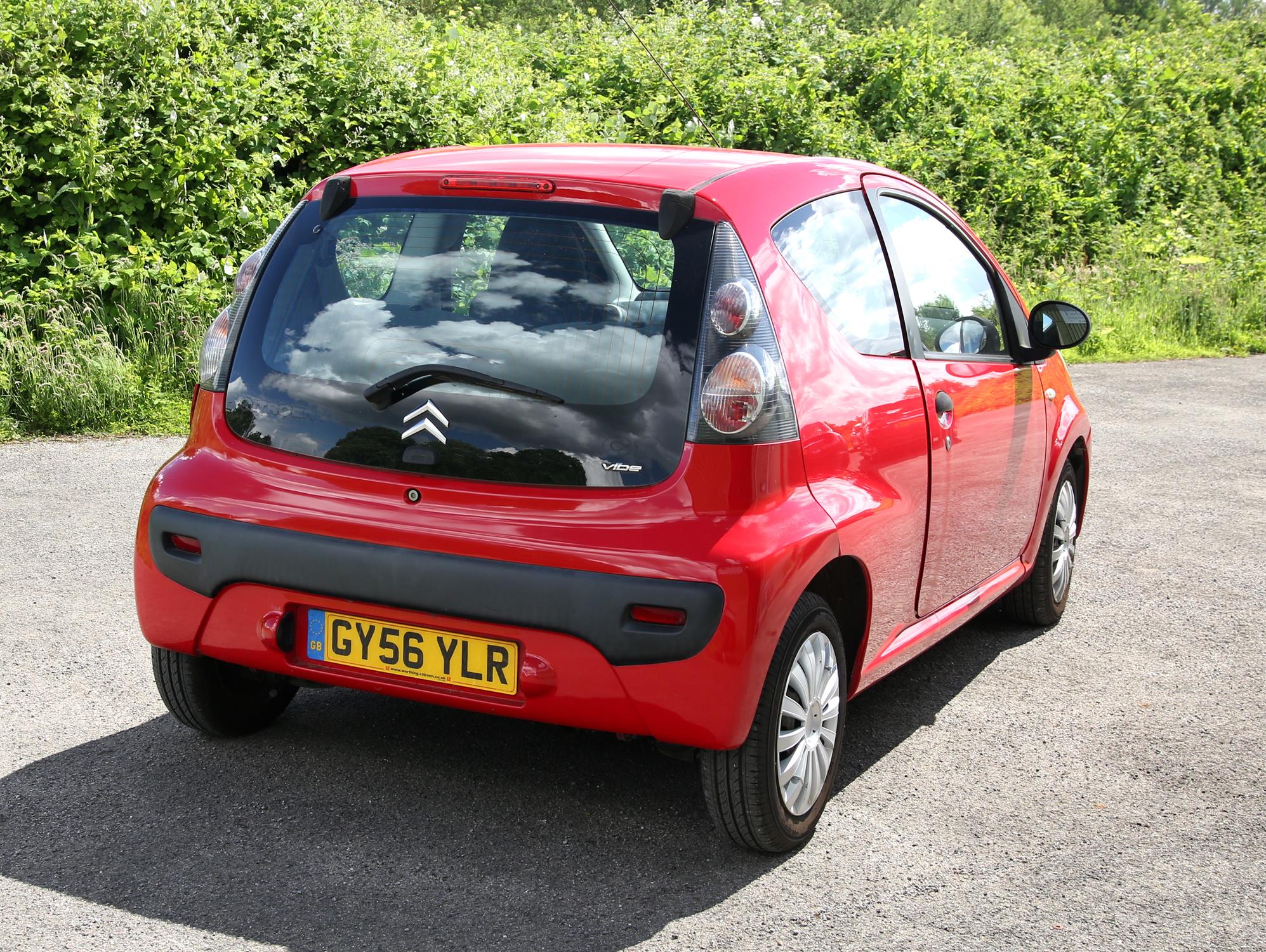 Citroen C1, 5 speed manual. Registration number GY56 YLR. Well looked after being a one owner car. - Image 3 of 7