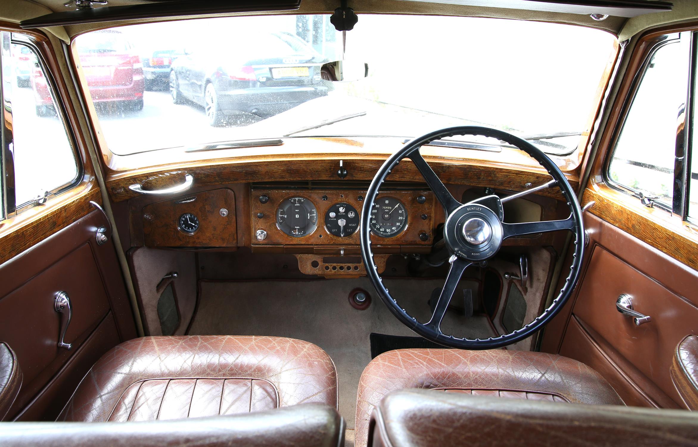 1953 R Type Bentley. 4.5L. Silver Grey. Four speed automatic. Registration number 633 NOT. - Image 6 of 15