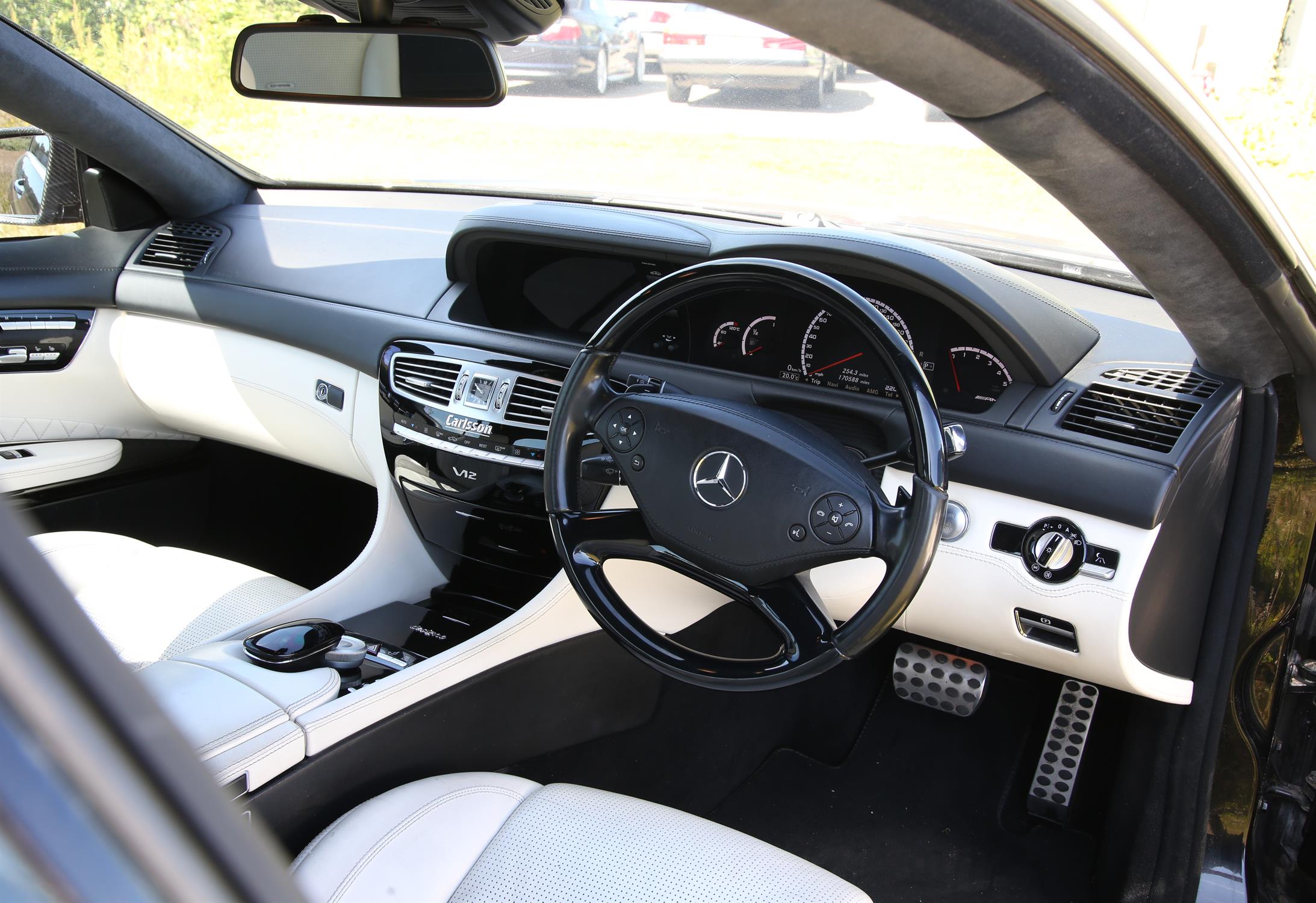 Mercedes’ CL65 amg 6.0 v12 twin turbo. In metallic black, reading around 170k miles. - Image 7 of 10