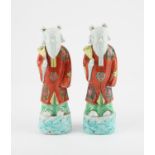 A pair of Chinese export figures of an immortal. Qing dynasty, Mid 18th century representing