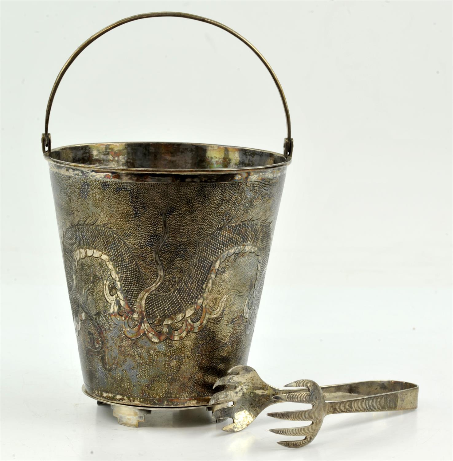 Chinese silver ice bucket engraved with a dragon chasing a pearl on a textured background, - Image 3 of 5