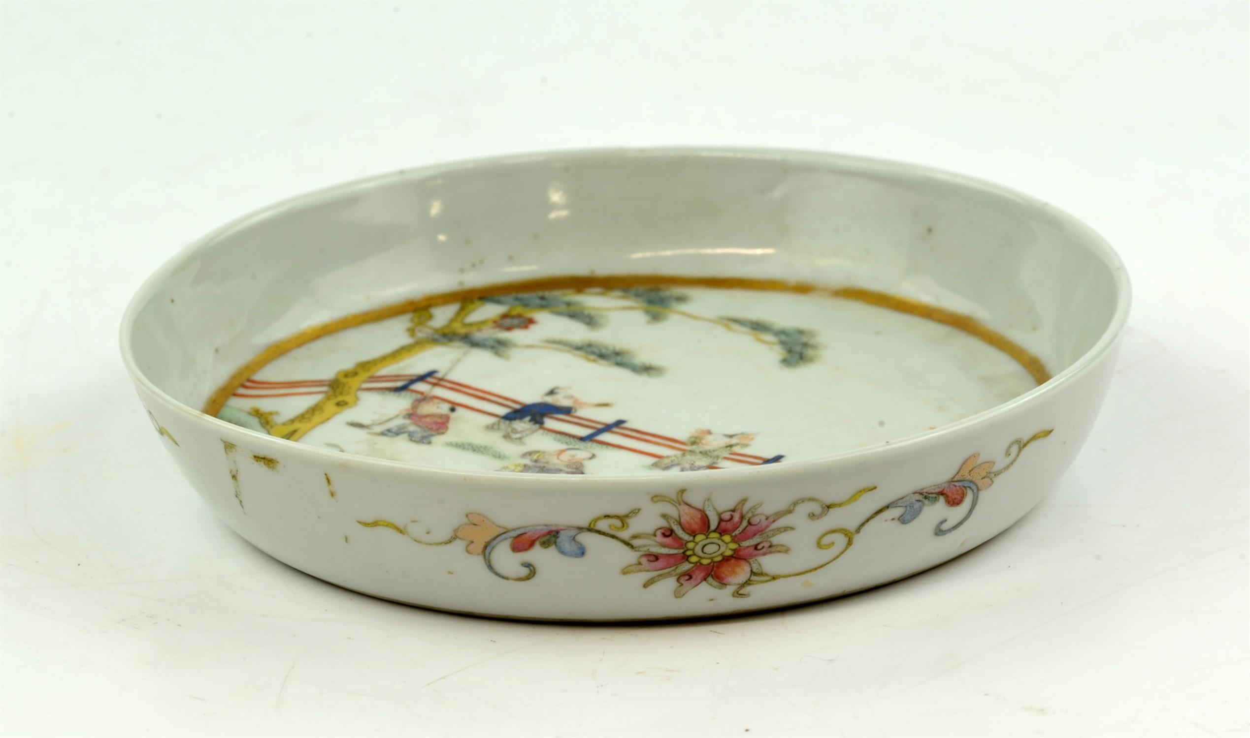 A Chinese Saucer with Children Playing in a Garden. Qing dynasty Painted with young boys playing - Image 7 of 13