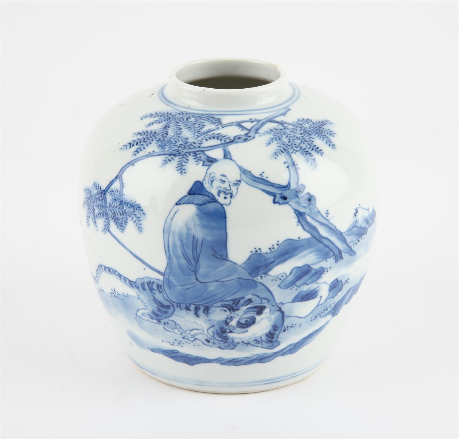 Chinese Blue and white Jar , Late Qing dynasty/early Republic. Painted with the « Fuhu Luohan »,