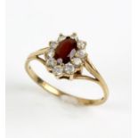 9ct gold ring set with garnet, total 1.45g,