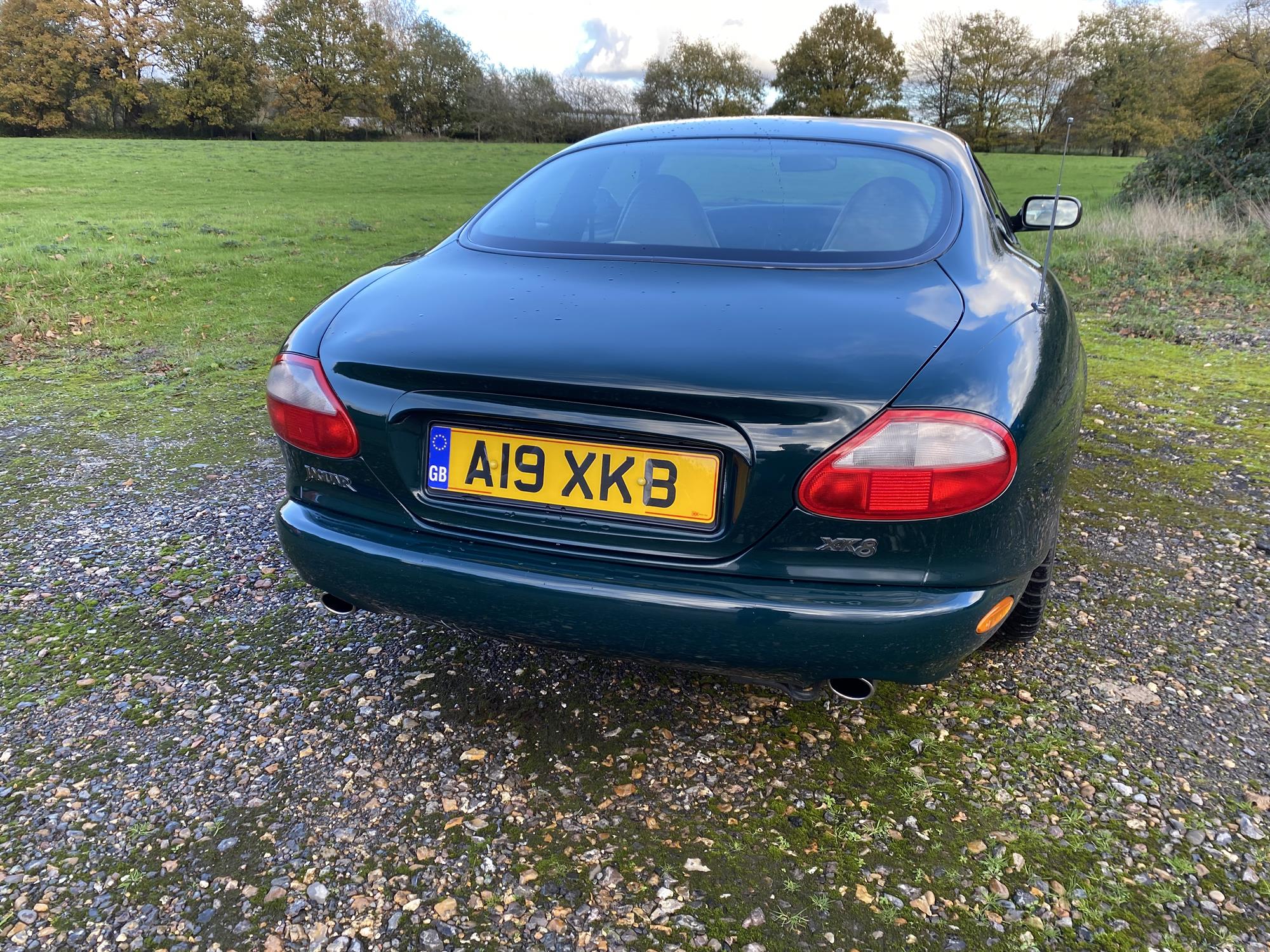 1996 Jaguar XK8 4.0 Automatic. Registration number: A19 XKB. - Genuine low mileage from new - Bild 7 aus 12