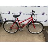 Raleigh Mantis, ladies version, size 19" in Red with 21 speed gears and upgraded SelleRoyal saddle.