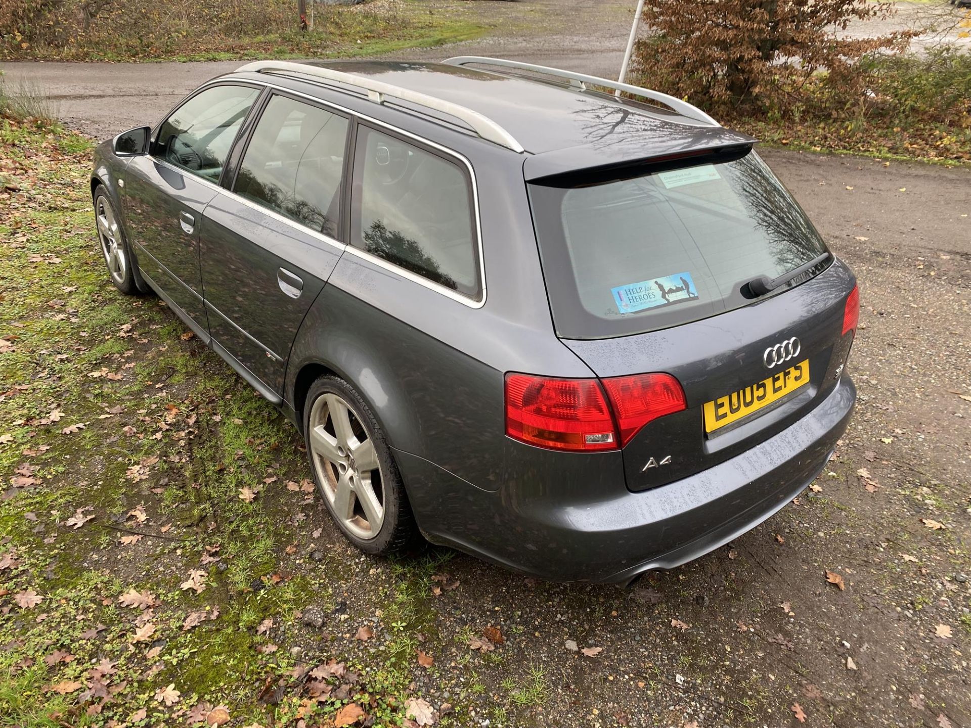 2005 Audi A4 3.2 S Line Estate. Registration number: EU05 EFS. Mileage: 92,600. Finished in - Image 5 of 12