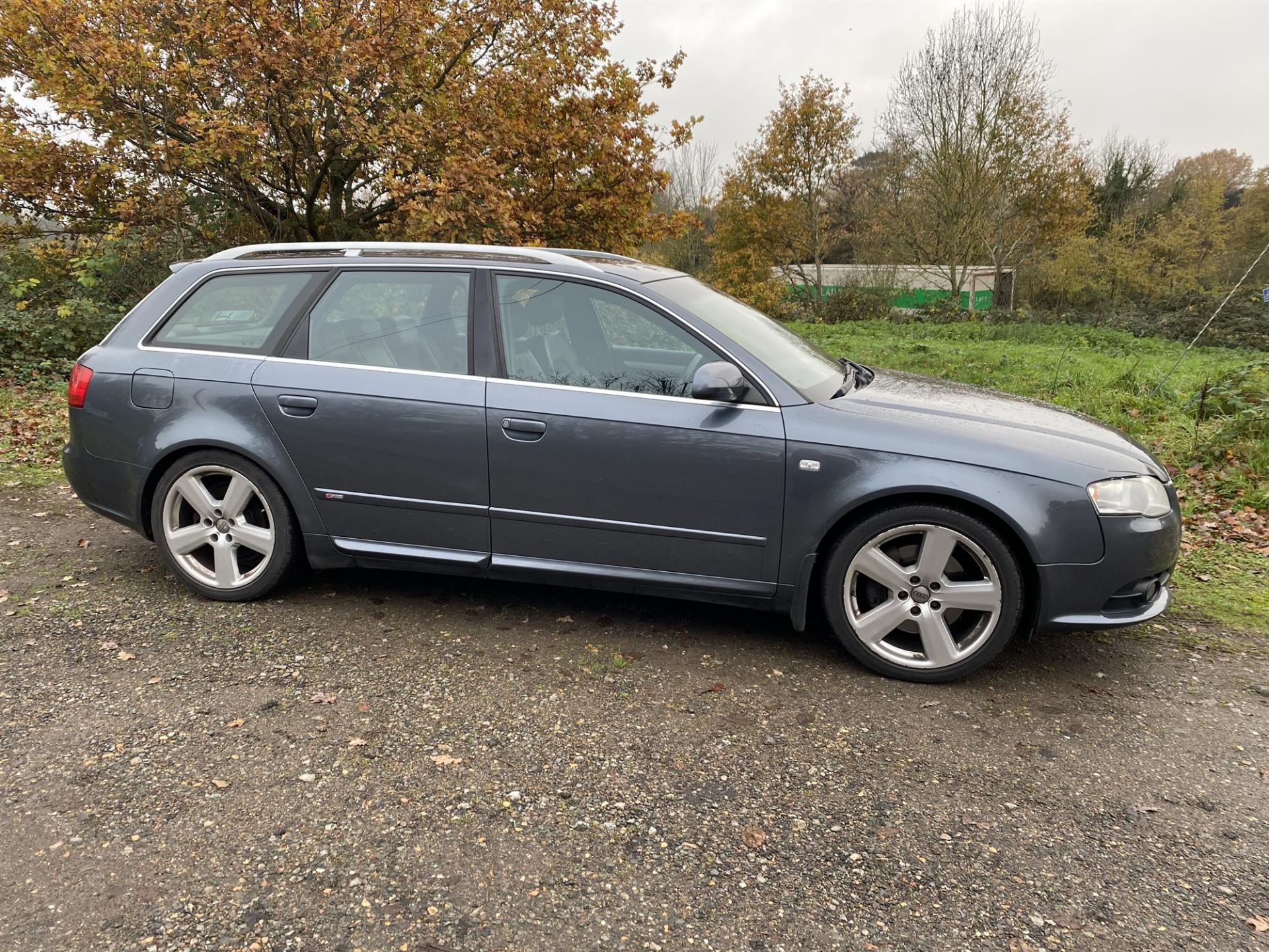 2005 Audi A4 3.2 S Line Estate. Registration number: EU05 EFS. Mileage: 92,600. Finished in - Image 2 of 12