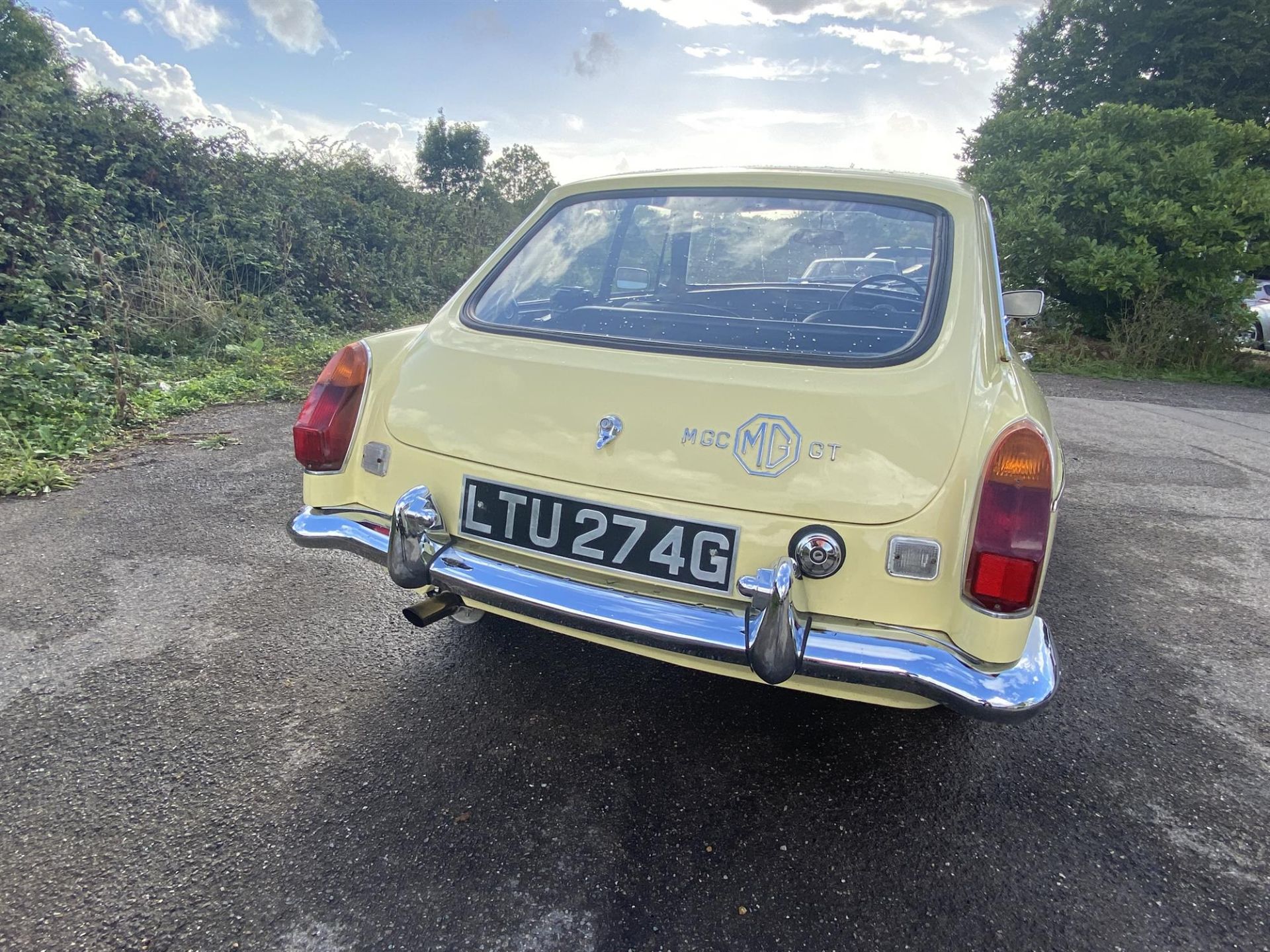 1969 MGC GT. Registration number: LTU 274G - Finished in Primrose yellow, with full black leather - Image 13 of 22